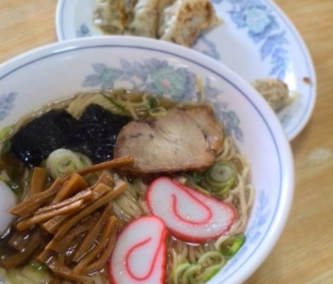 中華菜館チュー福光店のラーメンと焼き餃子